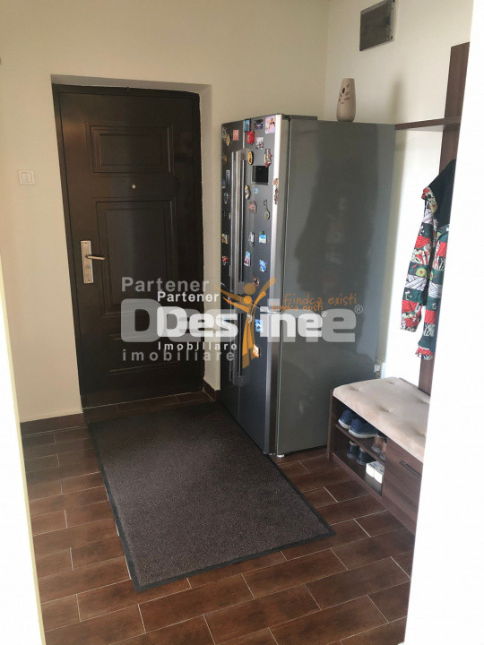 Apartament cu 2 camere, semidecomandat, etaj 4/4, 50 mp, finisat - ultracentral