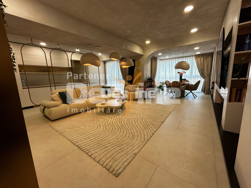 Apartament Copou 2 camere 70 mp mobilat cu parcare subterană și boxă