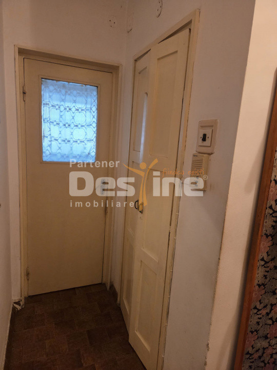 Apartament cu 2 camere, etaj intermediar, lift, bloc izolat termic, Zona Astra 