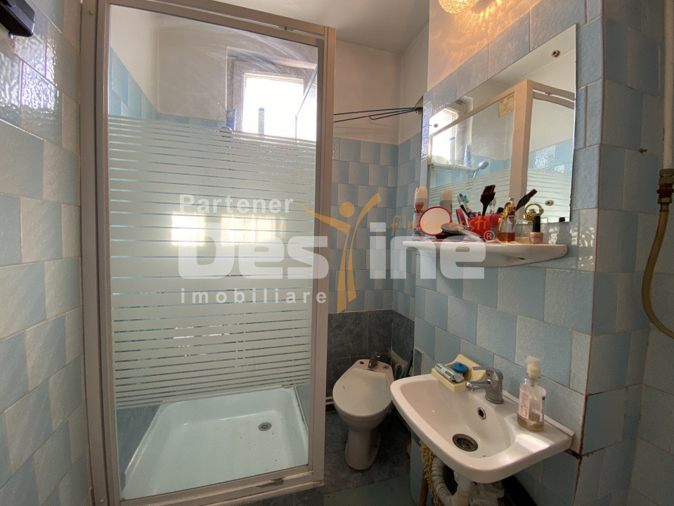 Apartament cu 2 camere, etaj intermediar, lift, bloc izolat termic, Zona Astra 