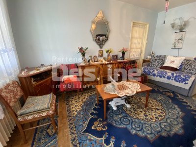 Apartament cu 2 camere, etaj intermediar, lift, bloc izolat termic, Zona Astra 