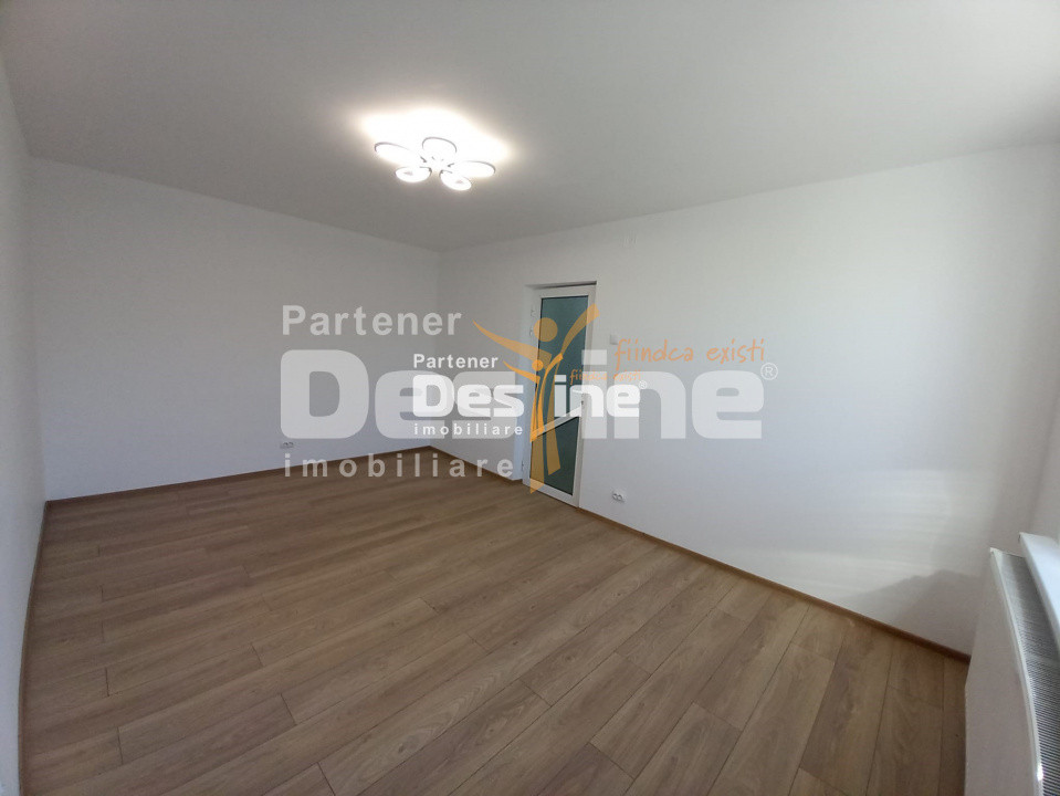 Apartament 2 camere 46 mp model decomandat, renovat in totalitate - Roman