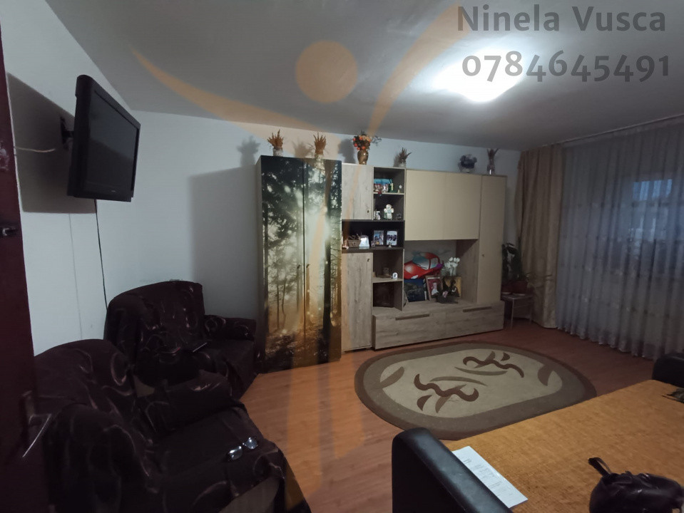 🏡 Apartament 3 camere decomandat cu spațiu de depozitare – Micro 11, Târgoviște