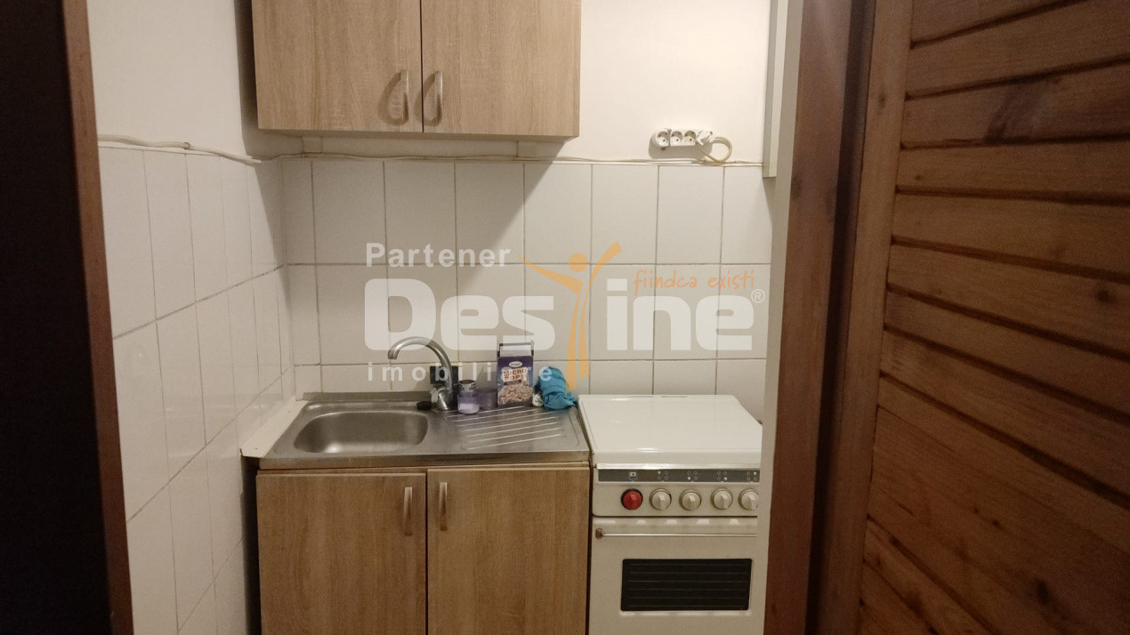 Garsoniera situata la parter 26 mp zona Materna