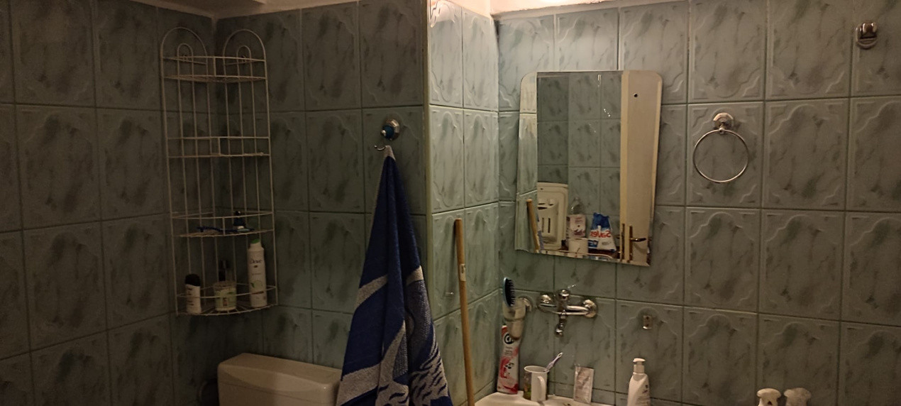 Apartament cu 1 camera ,decomandat , mobilat si renovat recent