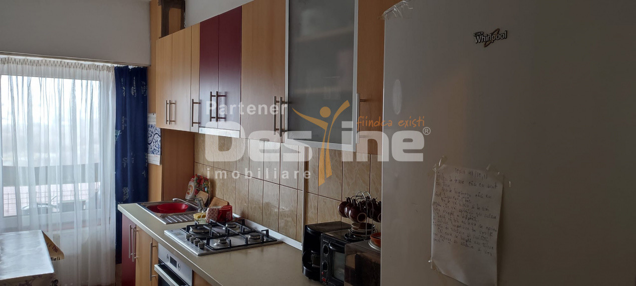 Apartament cu 1 camera ,decomandat , mobilat si renovat recent