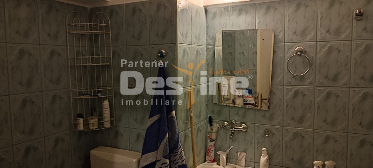 Apartament cu 1 camera ,decomandat , mobilat si renovat recent