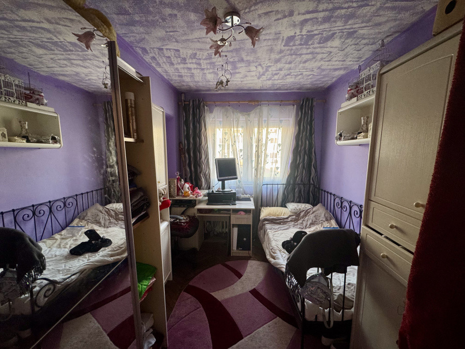 Apartament 3 camere ultracentral etaj 1 Simeria 