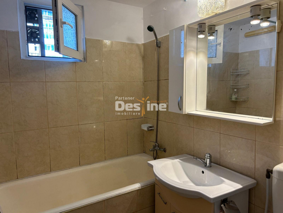 Chirie Apartament 3 camere 70 mp mobilat utilat loc de parcare - Drumul Taberei