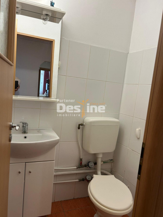 Chirie Apartament 3 camere 70 mp mobilat utilat loc de parcare - Drumul Taberei
