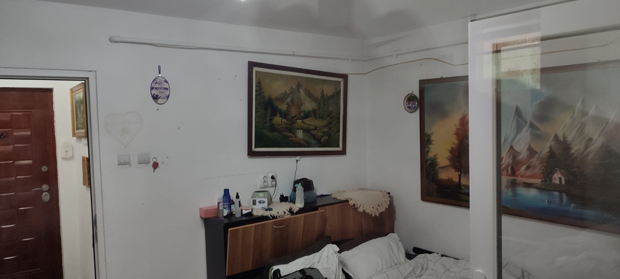 Garsoniera compusa din 2 camere la parter zona Micro 3 zona cu multe facilitati