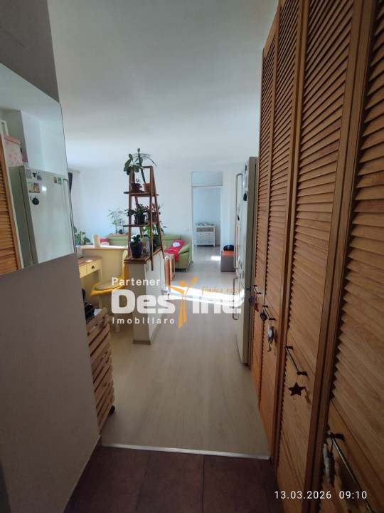 Apartament 3 camere, mobilat, semidecomandat, etaj 4, zona Progresului 