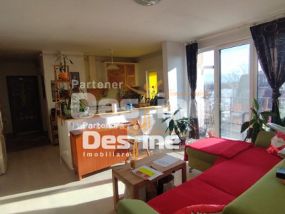 Apartament 3 camere, mobilat, semidecomandat, etaj 4, zona Progresului 