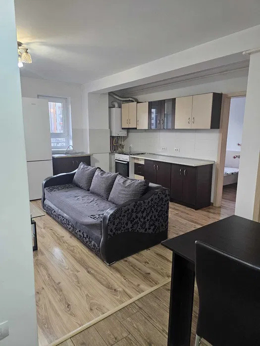 Studio, suprafata de 45mp + balcon, mobilat si utilat, cu loc de parcare inclus