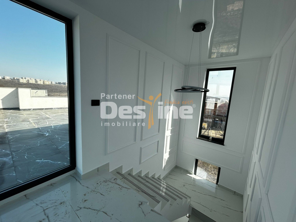 Casa tip Duplex Rediu 4CD 188 mp + terasa PANORAMICA