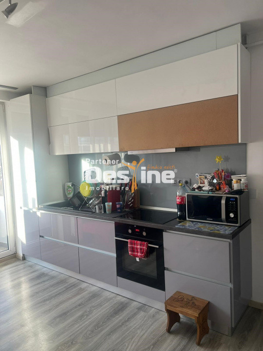 Apartament 2 camere, Baia Mare, Victor Babes, decomandat, mobilat, etaj 8 /10