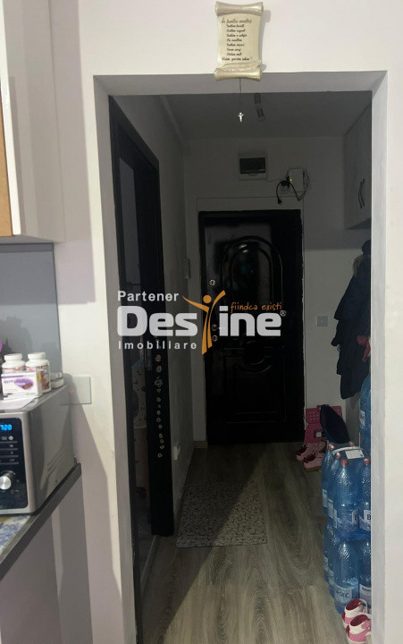 Apartament 2 camere, Baia Mare, Victor Babes, decomandat, mobilat, etaj 8 /10