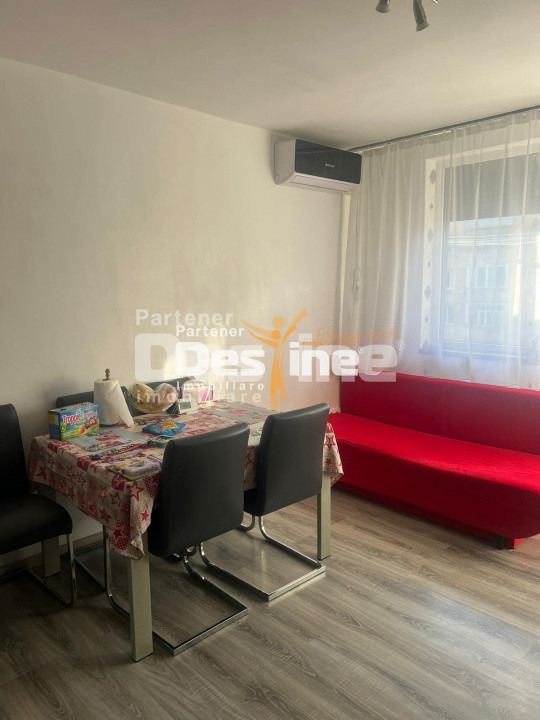 Apartament 2 camere, Baia Mare, Victor Babes, decomandat, mobilat, etaj 8 /10