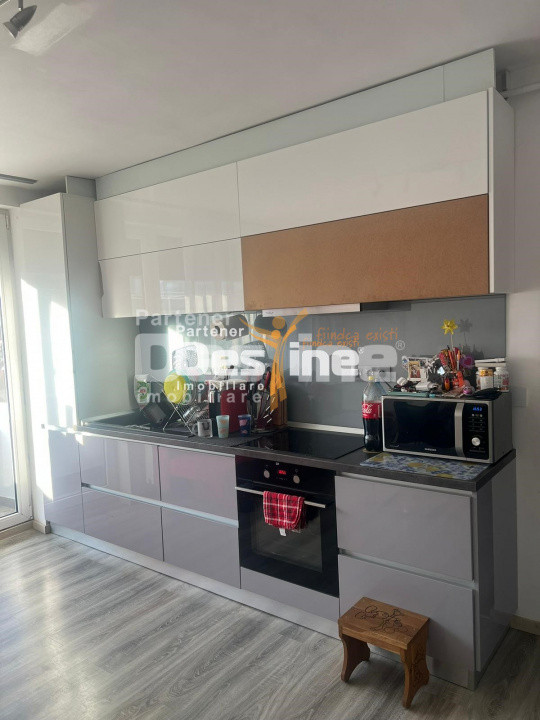 Apartament 2 camere, Baia Mare, Victor Babes, decomandat, mobilat, etaj 8 /10