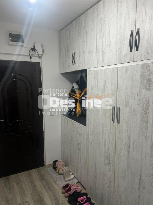 Apartament 2 camere, Baia Mare, Victor Babes, decomandat, mobilat, etaj 8 /10