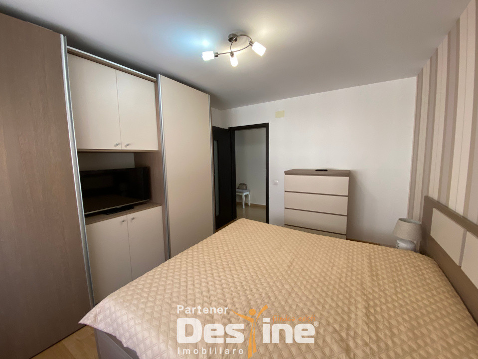 Studio mobilat premium, etaj intermediar, cu balcon si loc de parcare, Tractorul