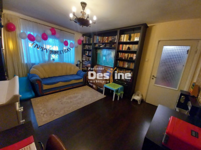 Apartament 2 camere 42 mp renovat cartier Smirodava Roman