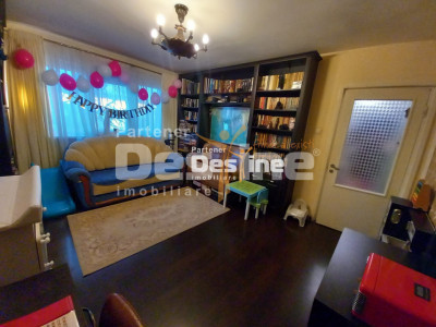 Apartament 2 camere 42 mp renovat cartier Smirodava Roman