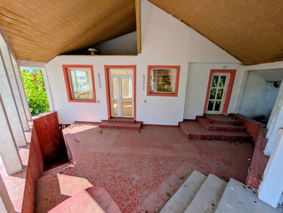 Ocazie - Casă P+M 196 mpt 5 camere 2 băi 1200 mp teren, liberă Horlești (Rediu)