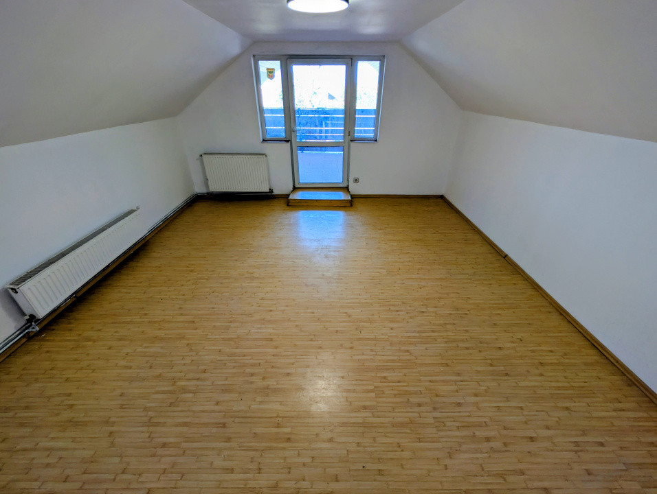 Ocazie - Casă P+M 196 mpt 5 camere 2 băi 1200 mp teren, liberă Horlești (Rediu)