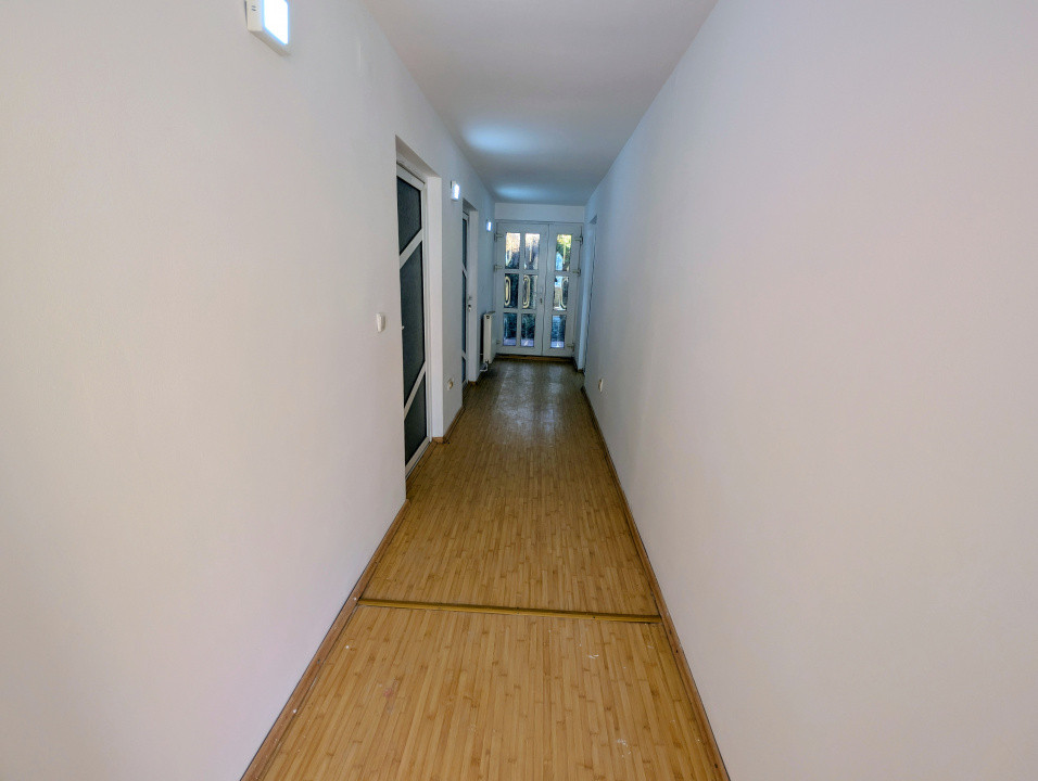 Ocazie - Casă P+M 196 mpt 5 camere 2 băi 1200 mp teren, liberă Horlești (Rediu)