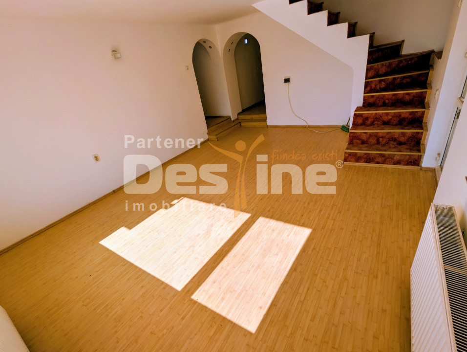 Ocazie - Casă P+M 196 mpt 5 camere 2 băi 1200 mp teren, liberă Horlești (Rediu)