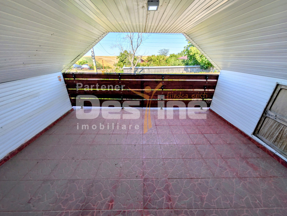 Ocazie - Casă P+M 196 mpt 5 camere 2 băi 1200 mp teren, liberă Horlești (Rediu)