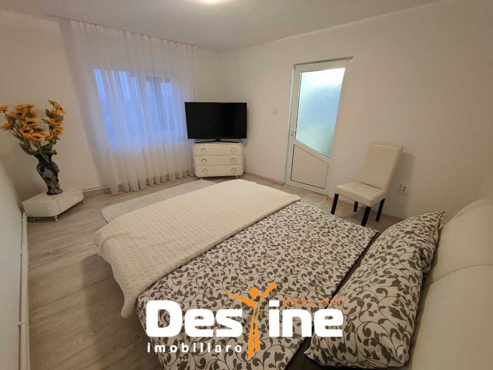 Casă individuală 4 camere 144 mp P+M + teren 429 mp mobilata la asfalt Cornești