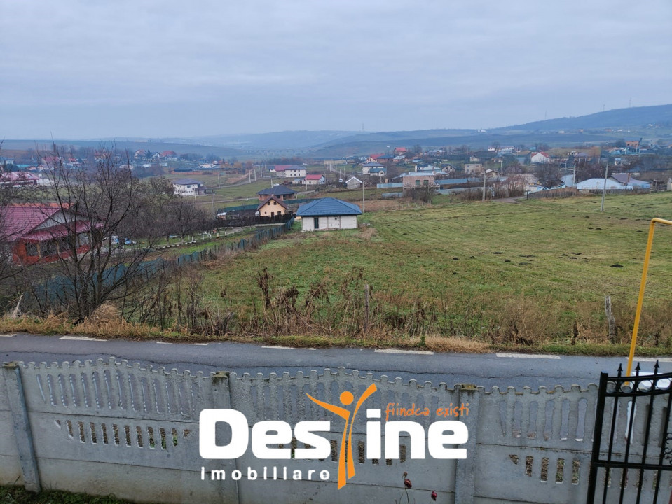 Casă individuală 4 camere 144 mp P+M + teren 429 mp mobilata la asfalt Cornești