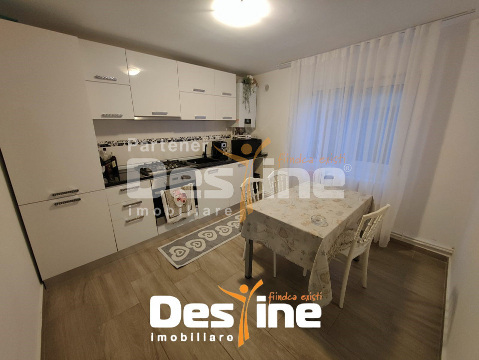 Casă individuală 4 camere 144 mp P+M + teren 429 mp mobilata la asfalt Cornești