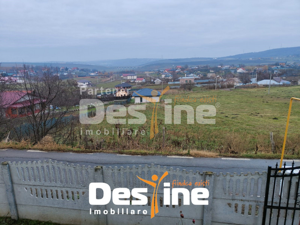 Casă individuală 4 camere 144 mp P+M + teren 429 mp mobilata la asfalt Cornești