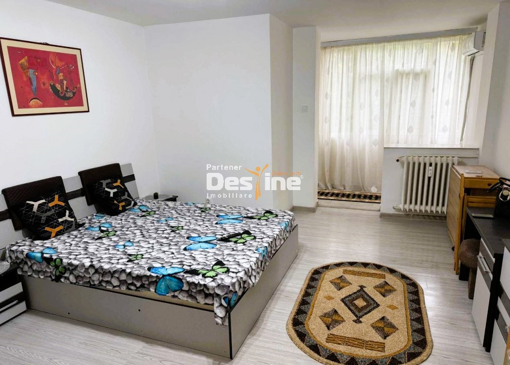 Garsoniera 31 mp la bulevard renovata complet in Tatarași