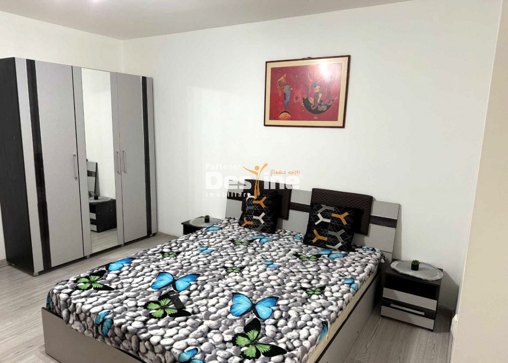 Garsoniera 31 mp la bulevard renovata complet in Tatarași