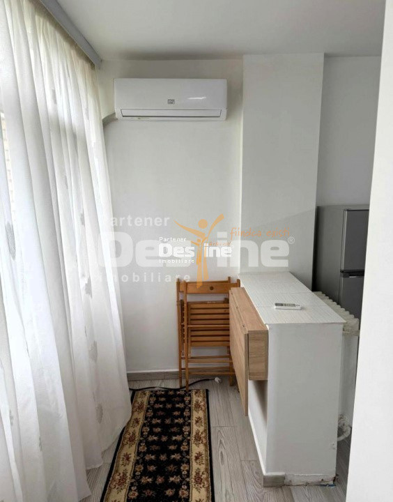 Garsoniera 31 mp la bulevard renovata complet in Tatarași