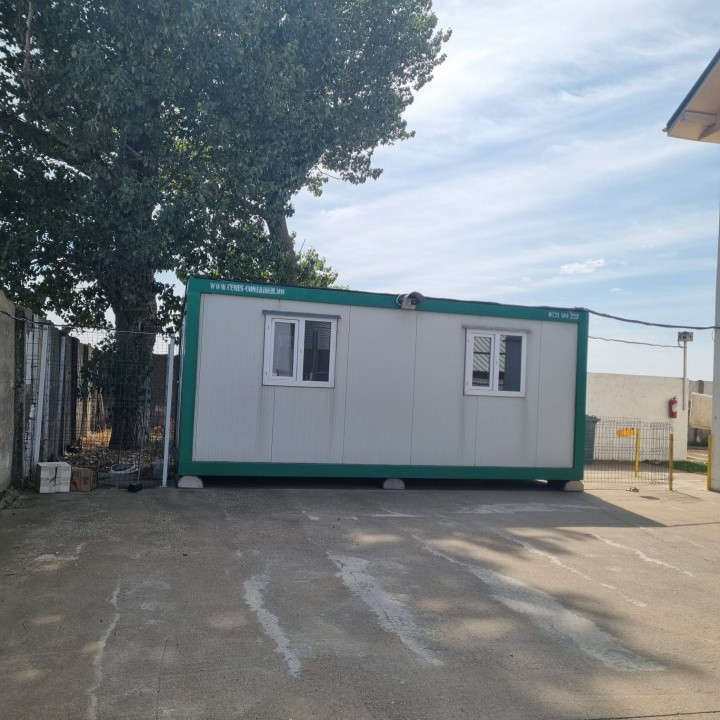 AFACERE LA CHEIE FERMA DE PORCI