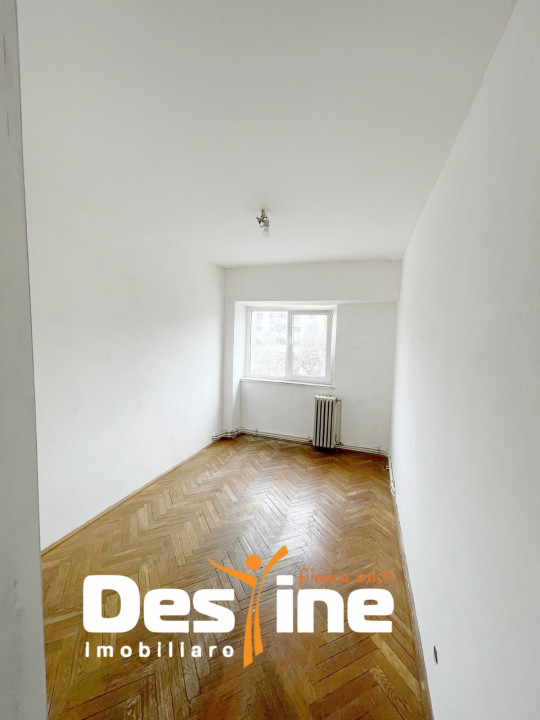 Apartament 4 camere, decomandat, Galata, 164.500 euro