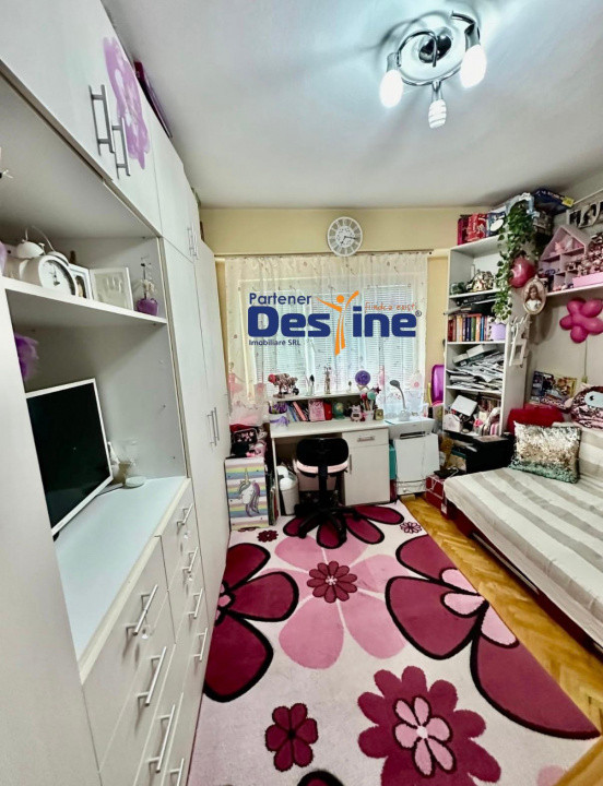 Apartament 2 camere, decomandat, zona excelenta, Calea Aradului