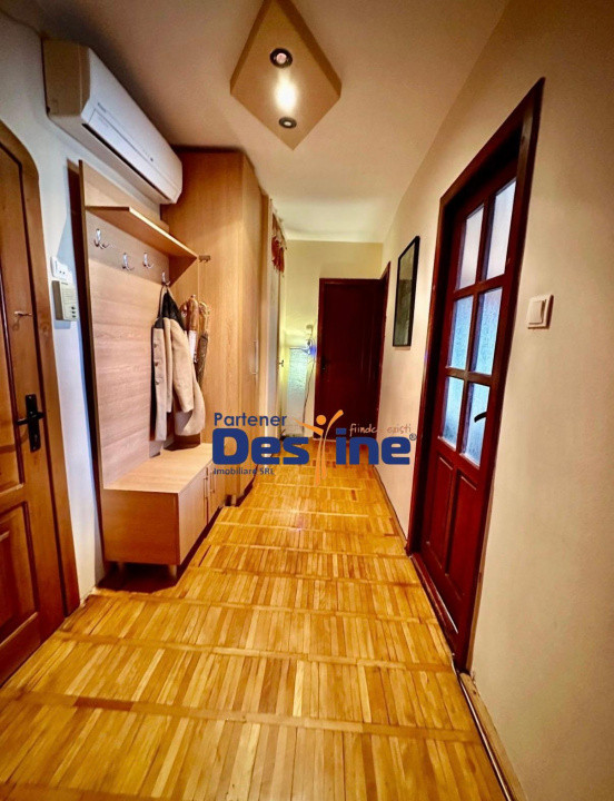Apartament 2 camere, decomandat, zona excelenta, Calea Aradului