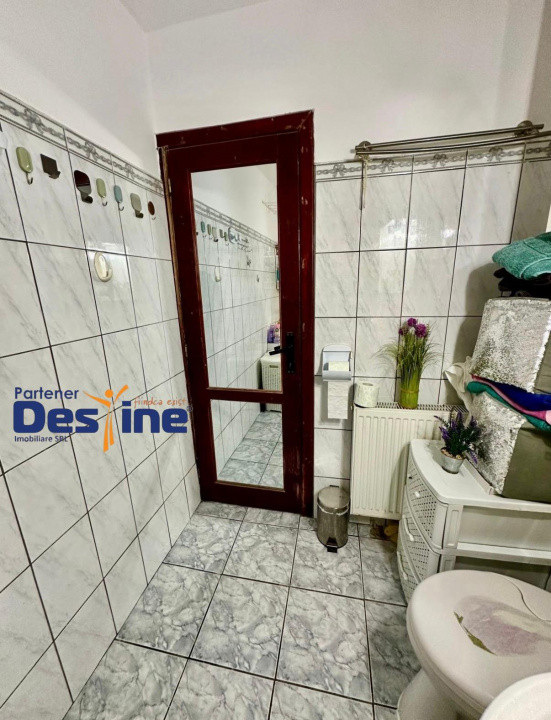 Apartament 2 camere, decomandat, zona excelenta, Calea Aradului
