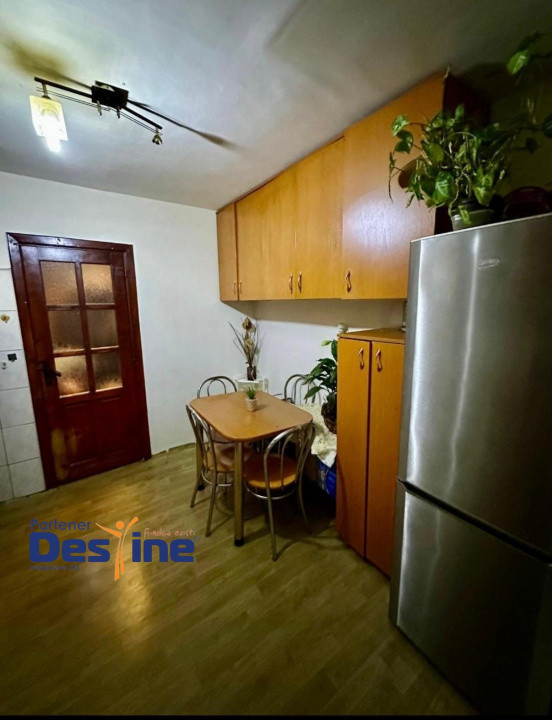 Apartament 2 camere, decomandat, zona excelenta, Calea Aradului