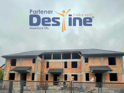 Case moderne tip triplex NZEB de vânzare în Brașov – zona Noua, lângă pădure-lac