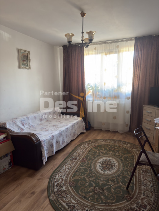 Casa P+1+M, în Rovine, zona linistita 