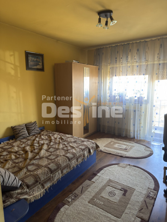 Casa P+1+M, în Rovine, zona linistita 