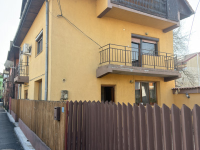 Casa P+1+M, în Rovine, zona linistita 