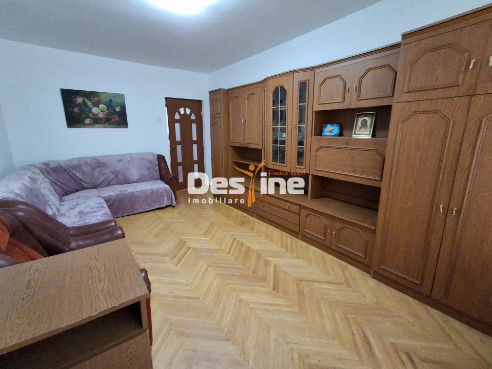 Apartament 3 Camere Decomandat - Mircea cel Batran